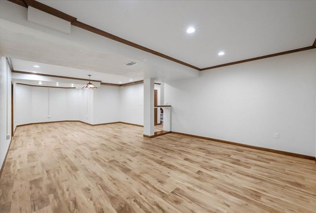546 Beechwood DRIVE, Cedarburg, WI 53012