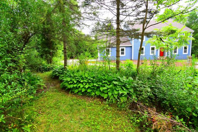 546 Beechwood DRIVE, Cedarburg, WI 53012