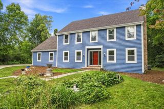 546 Beechwood DRIVE, Cedarburg, WI 53012