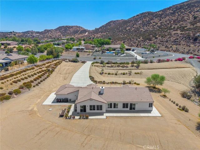 18593 Fort Lauder Lane, Perris, CA 92570