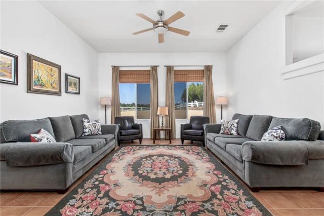 18593 Fort Lauder Lane, Perris, CA 92570
