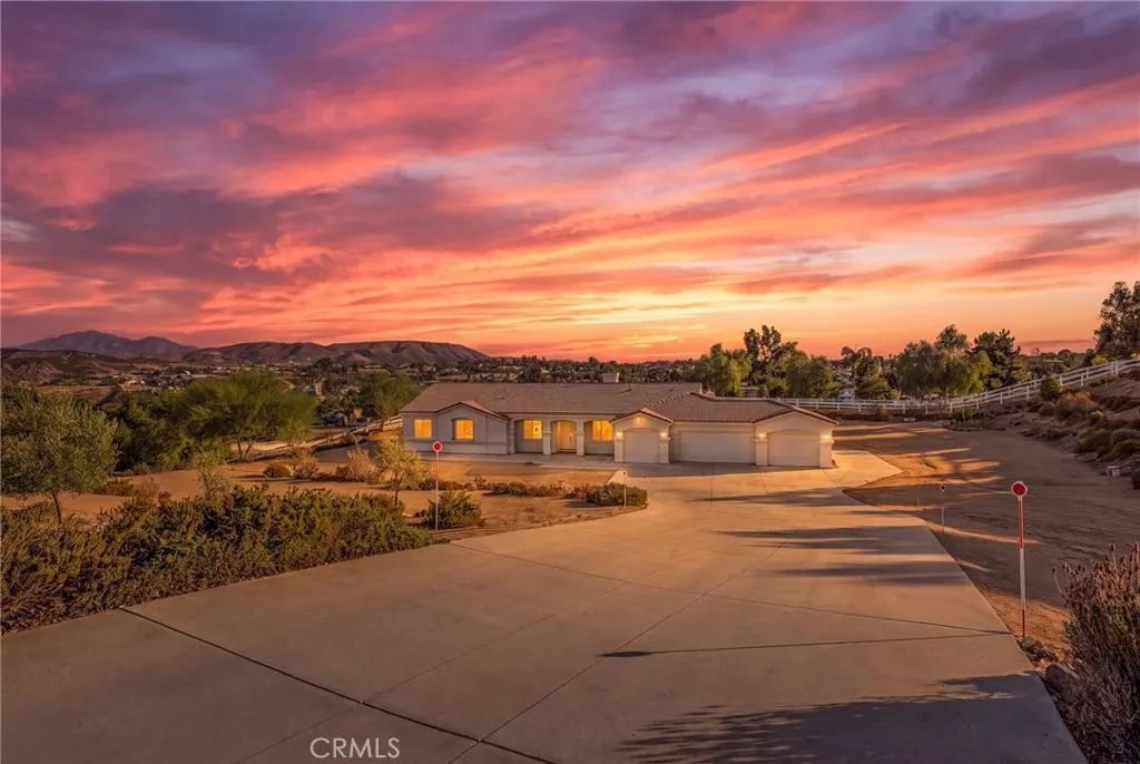 18593 Fort Lauder Lane, Perris, CA 92570