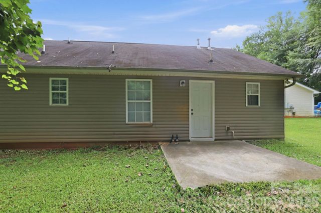 5205 Windy Valley Drive, Charlotte, NC 28208