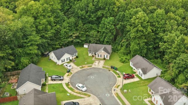 5205 Windy Valley Drive, Charlotte, NC 28208