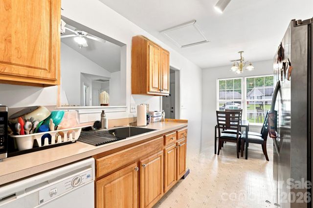 5205 Windy Valley Drive, Charlotte, NC 28208