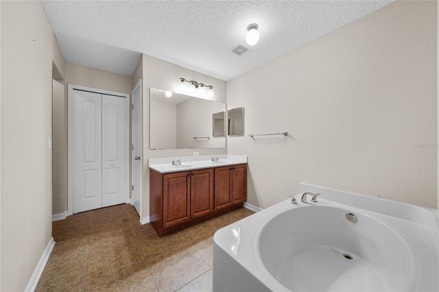 14308 NW 161ST AVENUE, Alachua, FL 32615