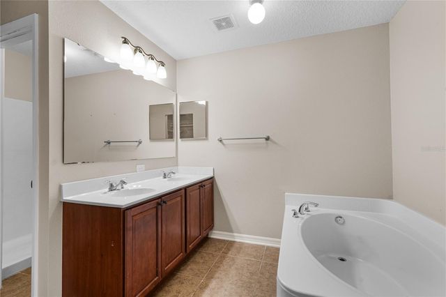 14308 NW 161ST AVENUE, Alachua, FL 32615
