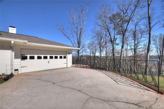 5383 Whitmire Drive, Gainesville, GA 30504