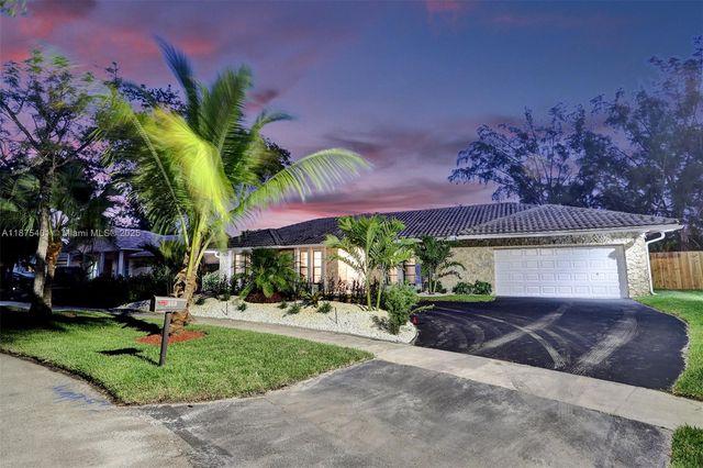 1960 SW 51st Ter, Plantation, FL 33317