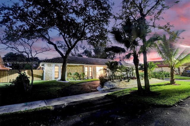 1960 SW 51st Ter, Plantation, FL 33317