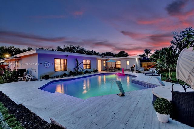 1960 SW 51st Ter, Plantation, FL 33317