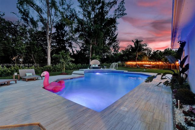 1960 SW 51st Ter, Plantation, FL 33317