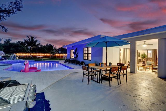 1960 SW 51st Ter, Plantation, FL 33317