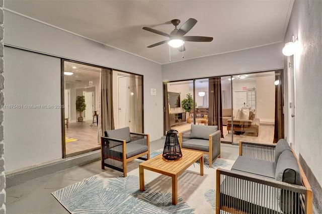 1960 SW 51st Ter, Plantation, FL 33317