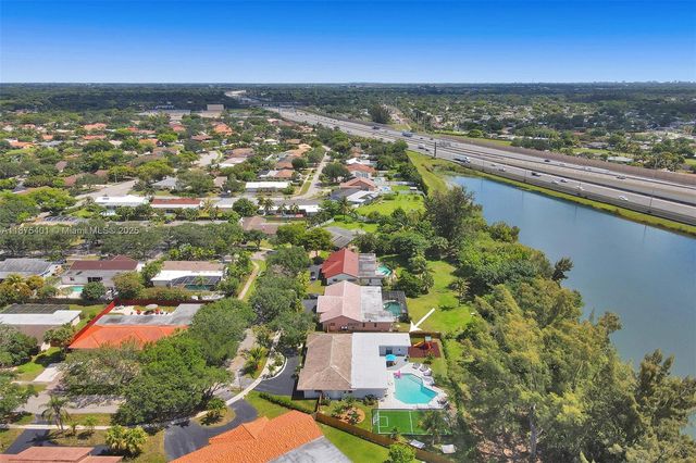 1960 SW 51st Ter, Plantation, FL 33317