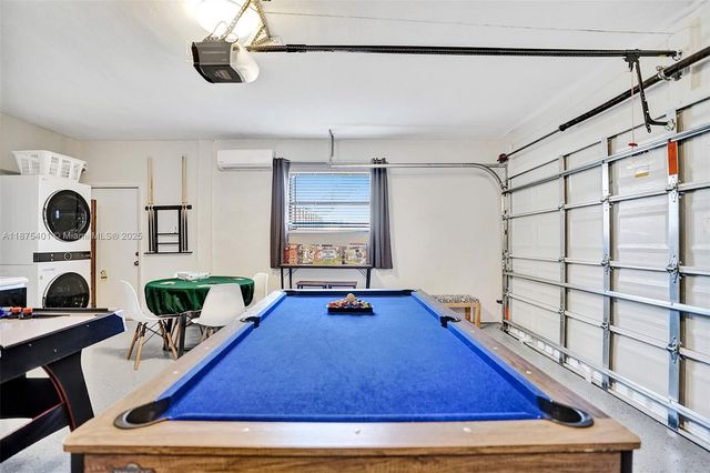 1960 SW 51st Ter, Plantation, FL 33317