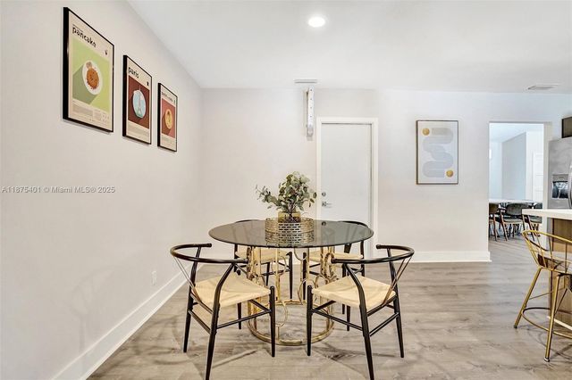 1960 SW 51st Ter, Plantation, FL 33317