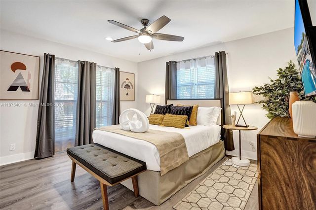 1960 SW 51st Ter, Plantation, FL 33317