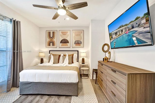 1960 SW 51st Ter, Plantation, FL 33317