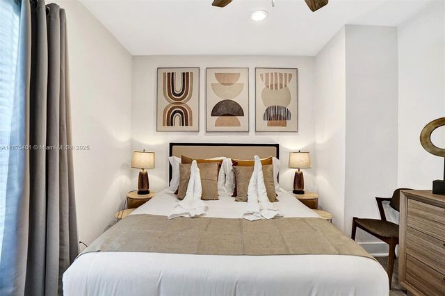 1960 SW 51st Ter, Plantation, FL 33317