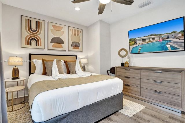 1960 SW 51st Ter, Plantation, FL 33317