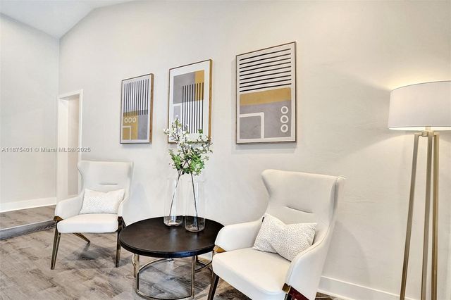 1960 SW 51st Ter, Plantation, FL 33317