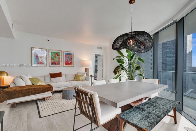 45 SW 9th St 1803, Miami, FL 33130