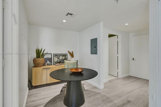 45 SW 9th St 1803, Miami, FL 33130