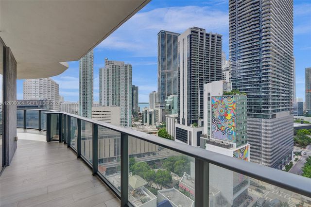 45 SW 9th St 1803, Miami, FL 33130