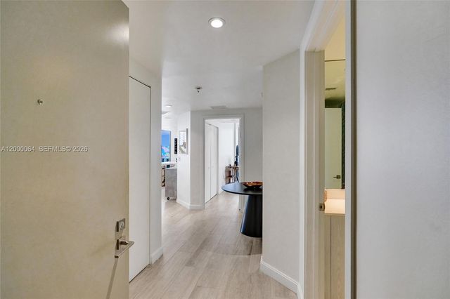 45 SW 9th St 1803, Miami, FL 33130