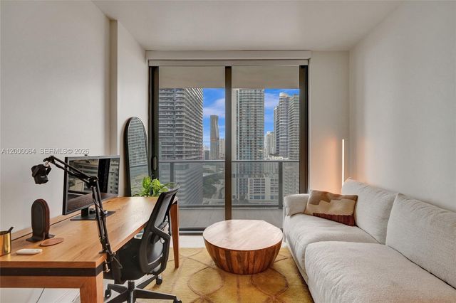 45 SW 9th St 1803, Miami, FL 33130