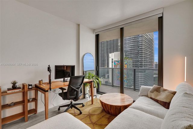 45 SW 9th St 1803, Miami, FL 33130