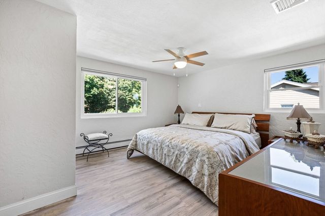 46 Juniper Dr, Saugus, MA 01906