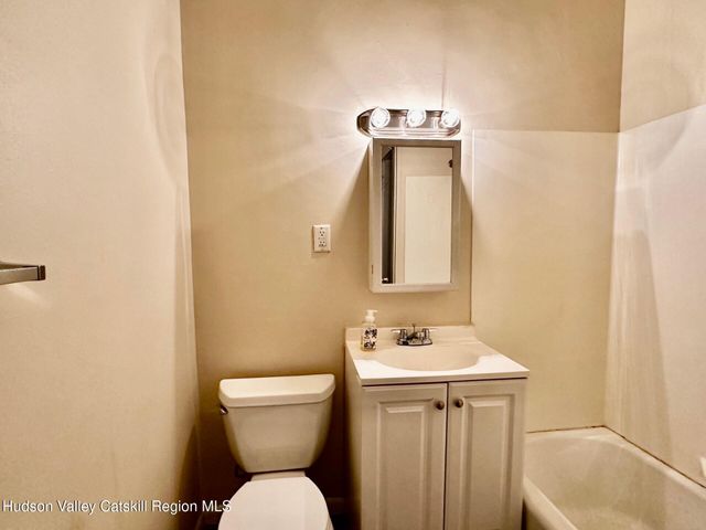86 Vineyard Avenue 2, Highland, NY 12528