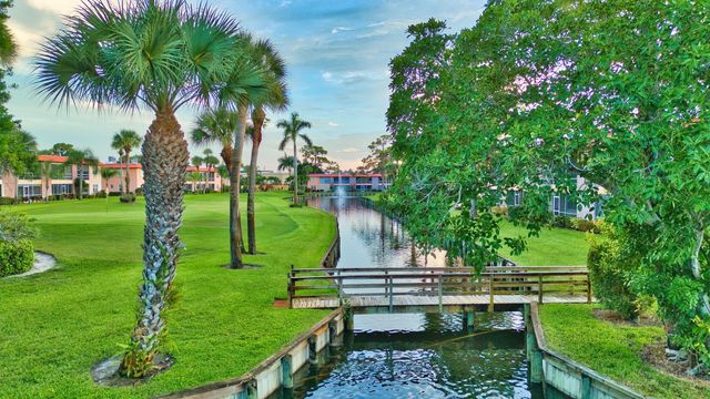 1911 SW Palm City Road J, Stuart, FL 34994