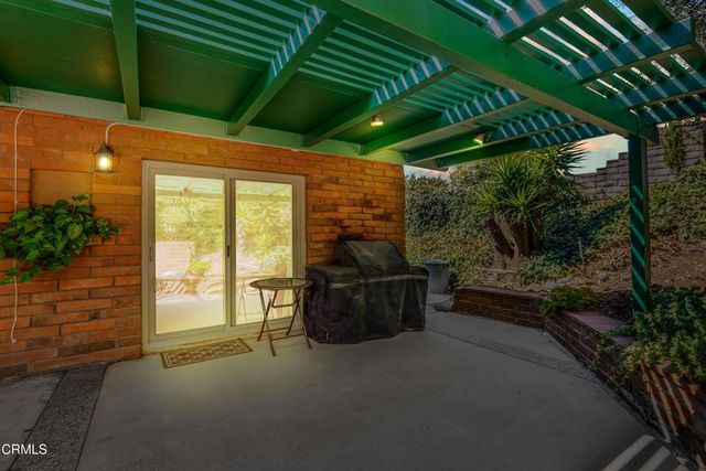 2239 Adrian Street, Newbury Park, CA 91320