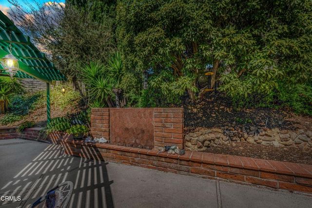 2239 Adrian Street, Newbury Park, CA 91320