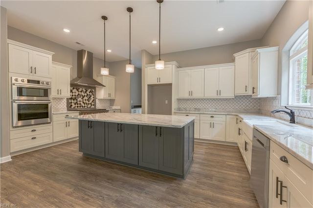 55 Taylor Farm, Virginia Beach, VA 23456