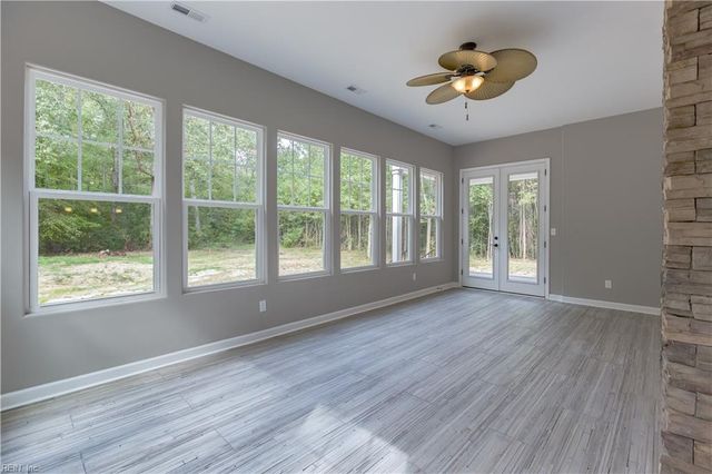 55 Taylor Farm, Virginia Beach, VA 23456
