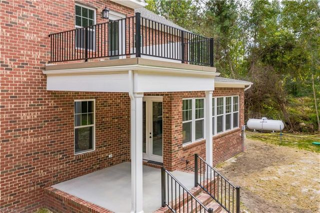 55 Taylor Farm, Virginia Beach, VA 23456