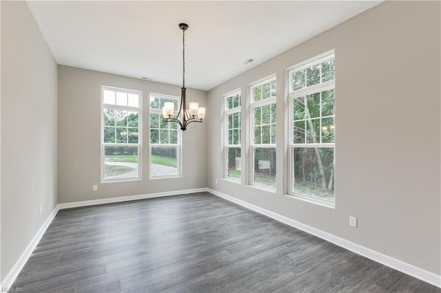 55 Taylor Farm, Virginia Beach, VA 23456