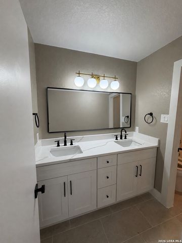 6418 Indian Run, San Antonio, TX 78233