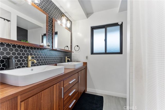 663 S Rancho Simi, Covina, CA 91724