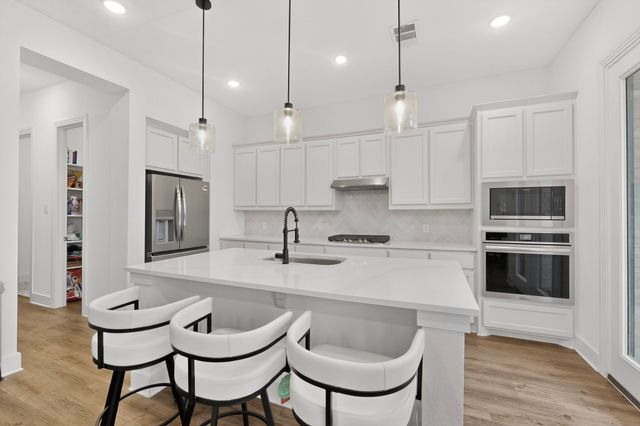 1162 Queensdown Way, Forney, TX 75126