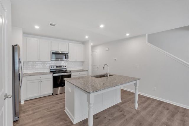 317 Rolling Green Road 107, Adairsville, GA 30103