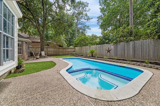 5427 Fern Park Drive, Kingwood, TX 77339