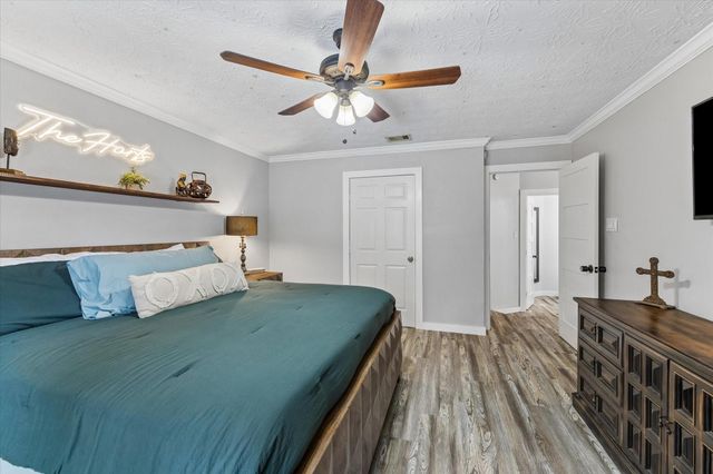 5427 Fern Park Drive, Kingwood, TX 77339