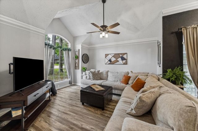 5427 Fern Park Drive, Kingwood, TX 77339