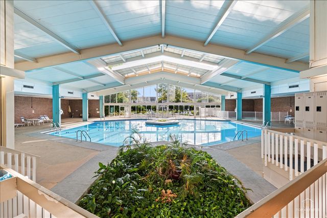 3700 Capri Court 104, Glenview, IL 60025
