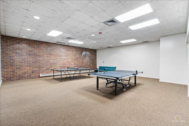 3700 Capri Court 104, Glenview, IL 60025